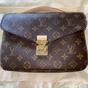 Louis Vuitton Pochette Métis M44875
